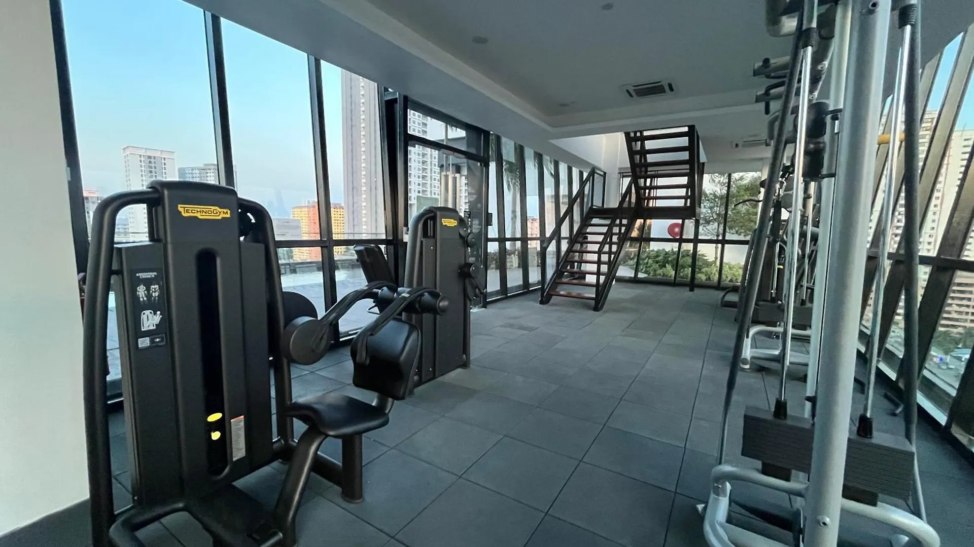 Family Friendly 3 Bedroom 8-10Pax Urban Suites 温馨家庭民宿 8-10人 George Town