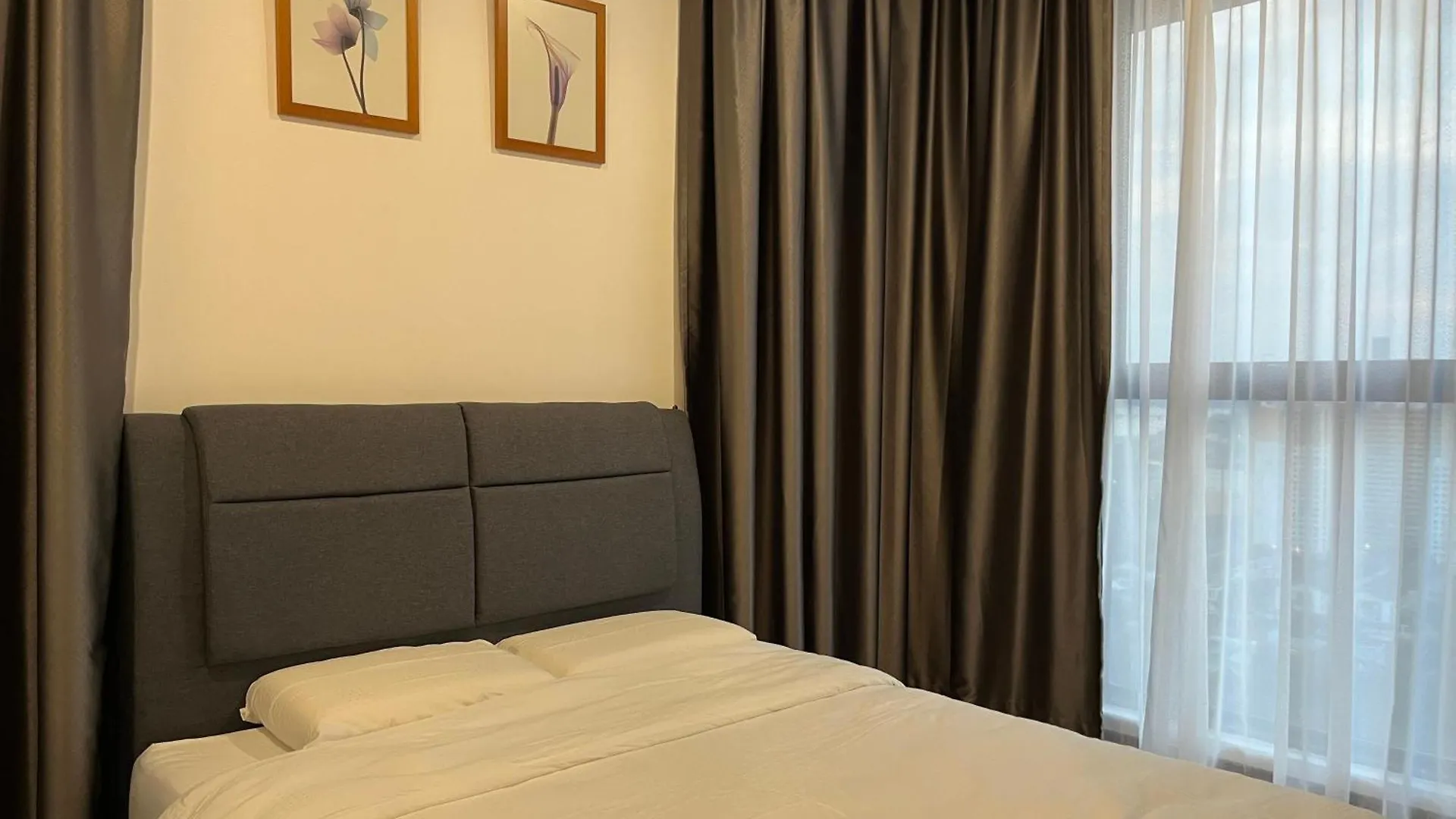 Apartment Family Friendly 3 Bedroom 8-10Pax Urban Suites 温馨家庭民宿 8-10人 George Town